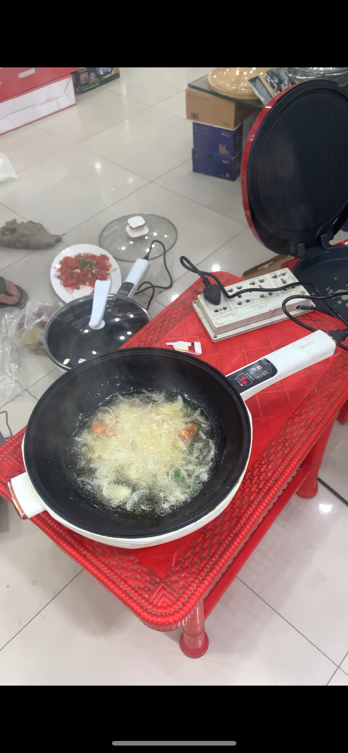 ELECTRIC COOKING PAN DIGITAL CONTROL