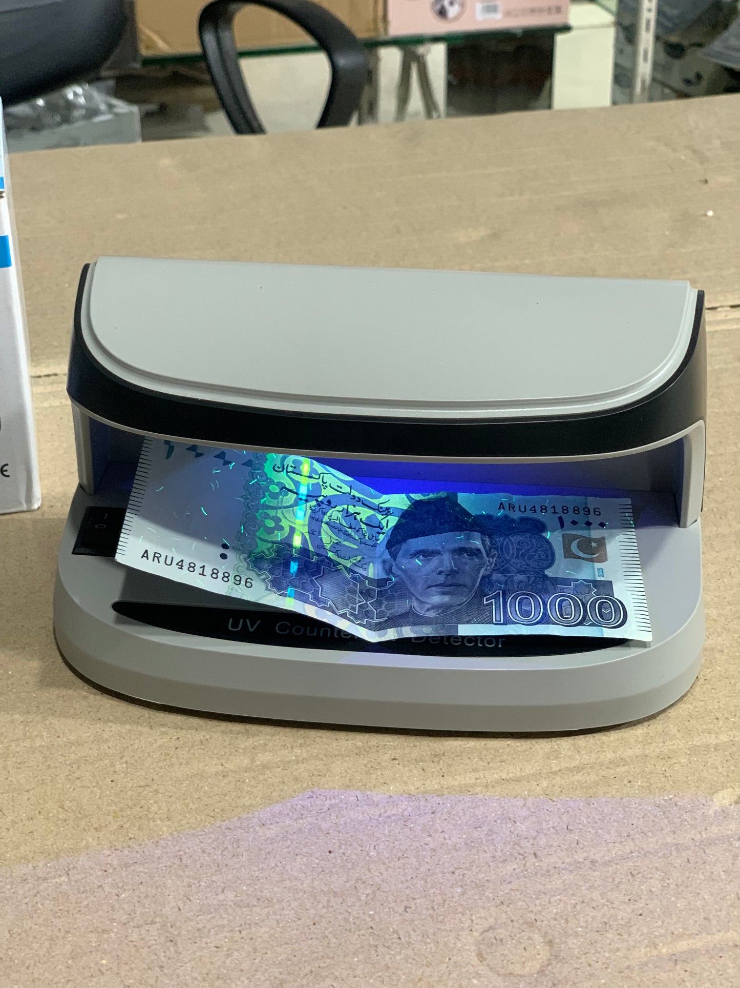 Rechargeable Fake Money Detector – Portable & Accurate Currency Checker