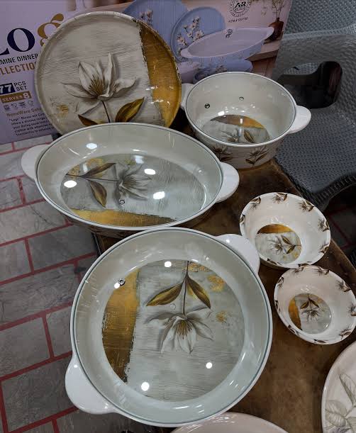 77 PCS DINNER SET DOUBLE GLAZED