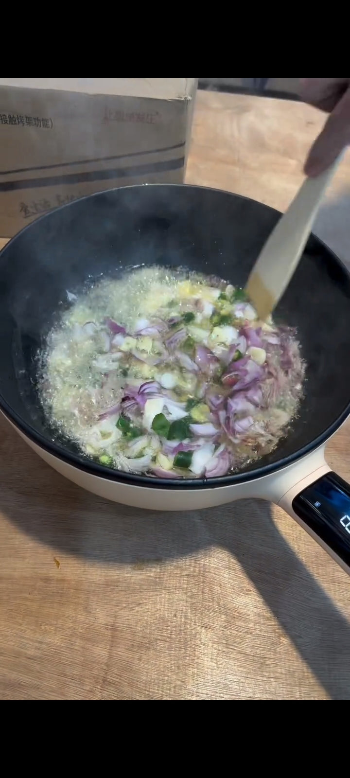 Changhong Electric Digital Cooking Pan